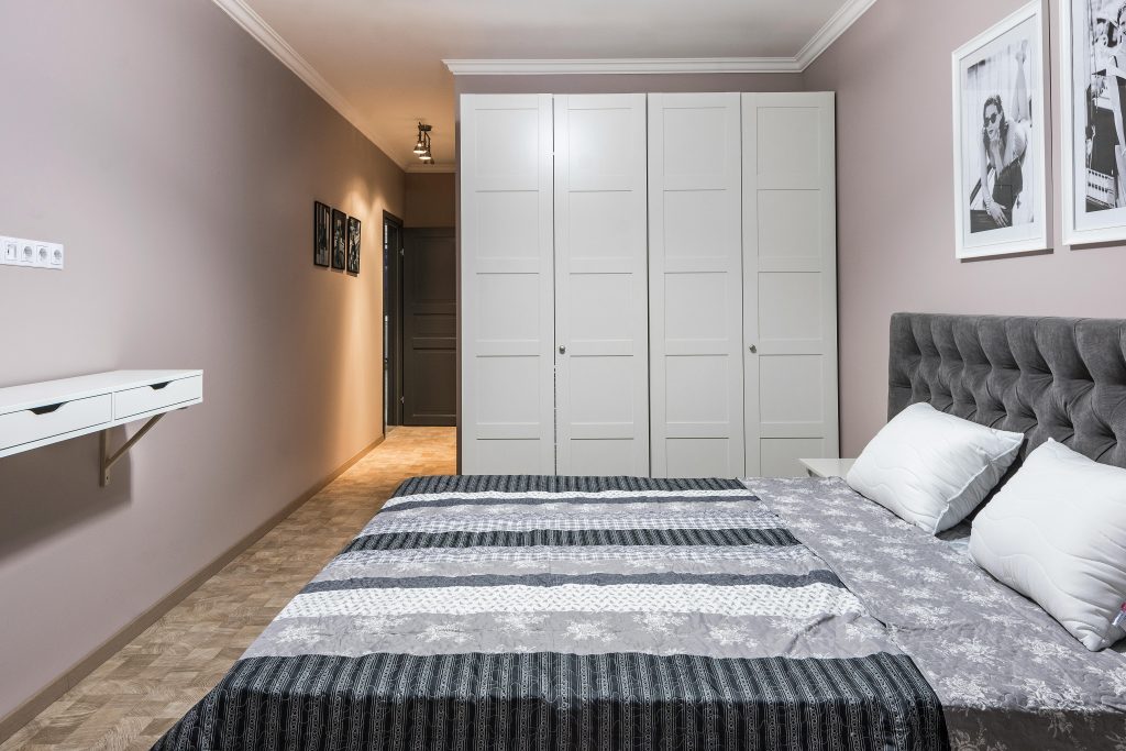 Bed Bugs in Walls: How They Spread and Survive Indoors